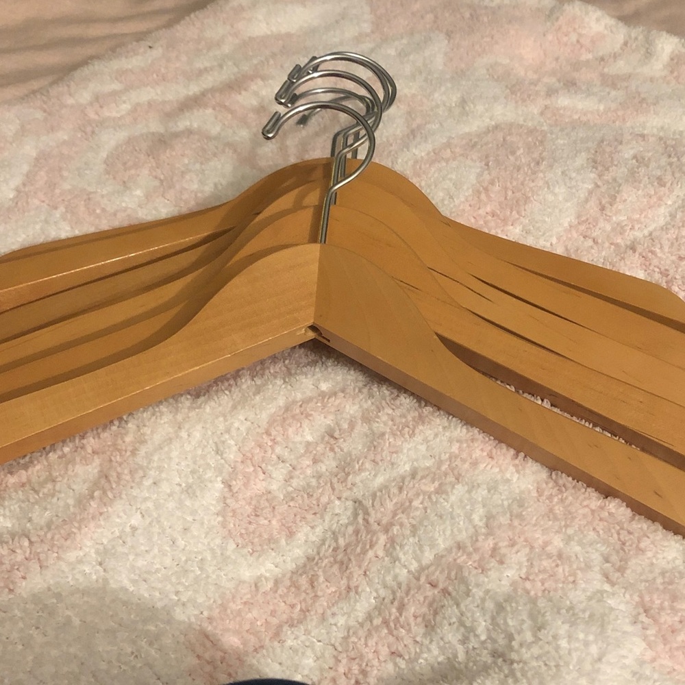 Wooden hangers set of 6 kids